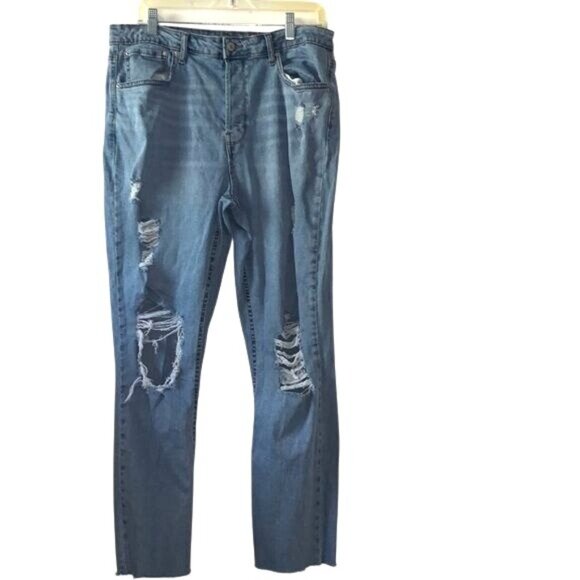 No Boundaries Distressed Light Wash Straight-Leg Denim Jeans Womens Size 17 - Picture 1 of 10